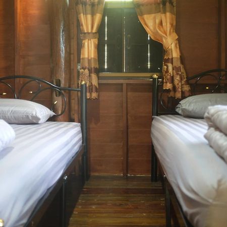 Rai Boonsom Apartment Phrao Cameră foto