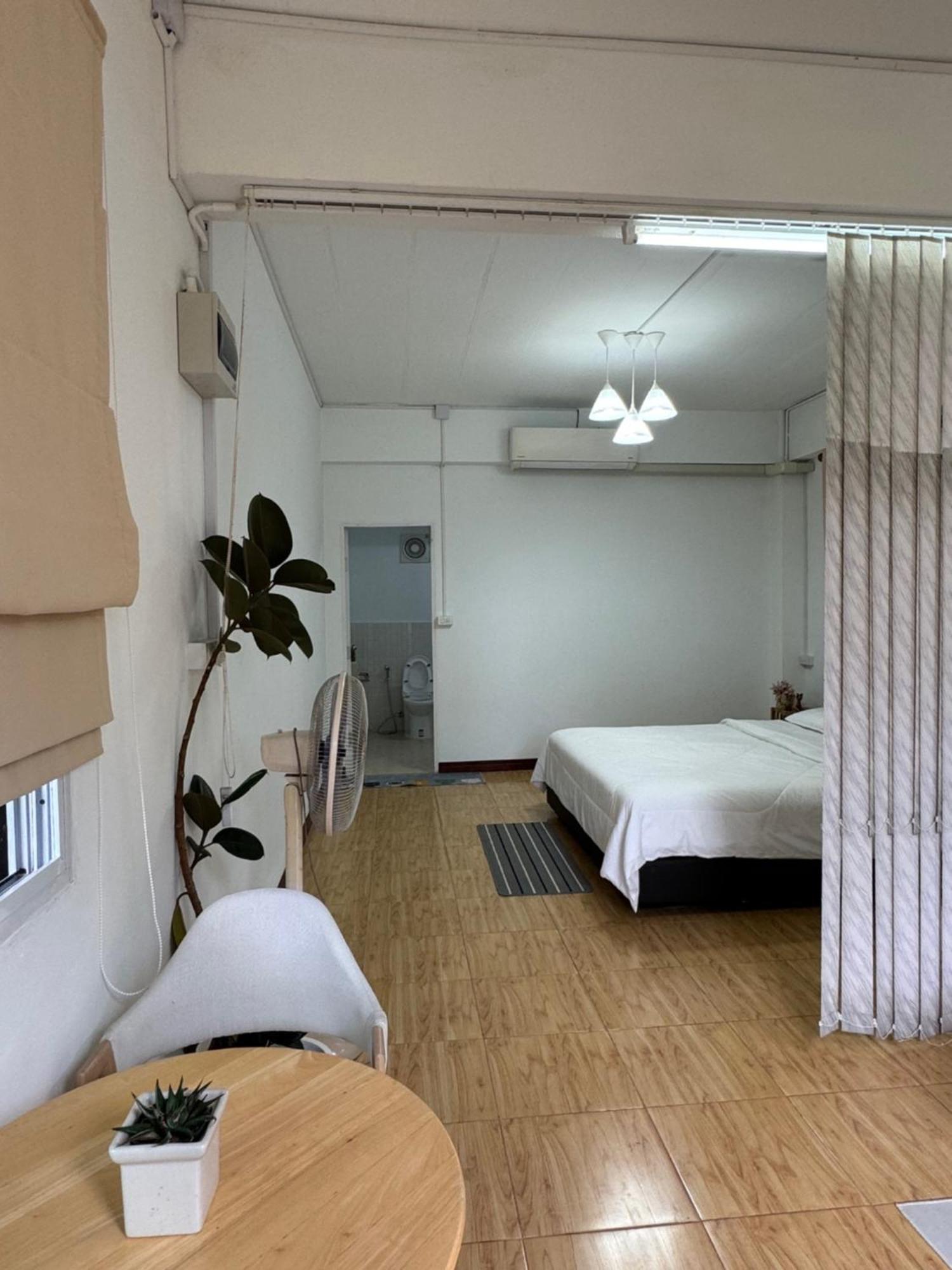 Rai Boonsom Apartment Phrao Exterior foto