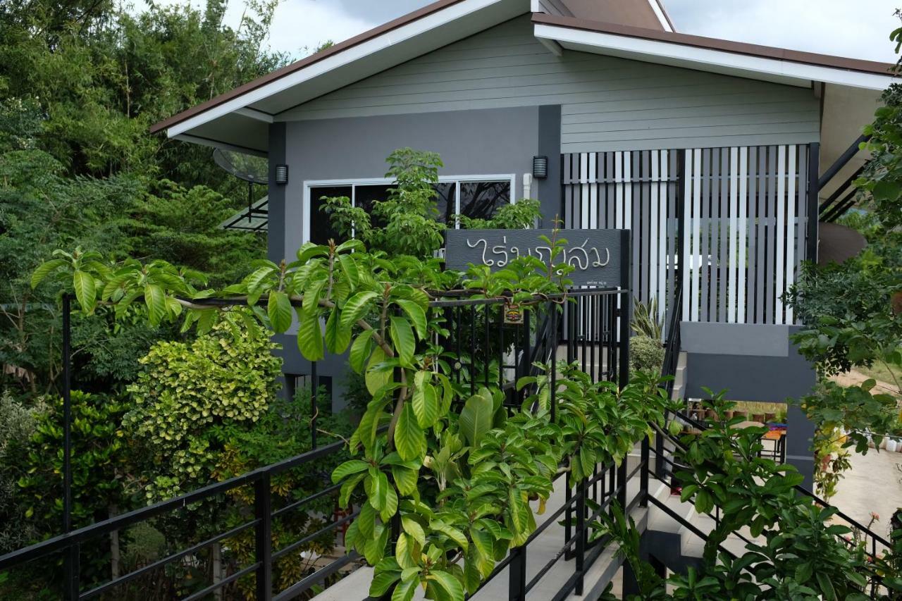 Rai Boonsom Apartment Phrao Exterior foto